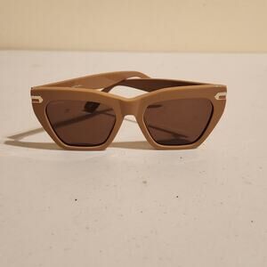Feroce Heather II Camel Tan Polarized Sunglasses Women's Quiet Luxury Eyewear